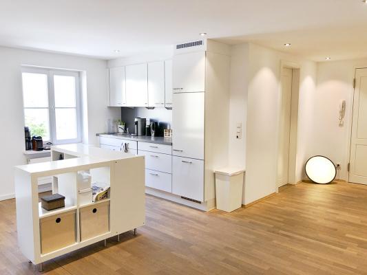 Zwei helle Arbeitsplätze am Stachus frei | Dockboerse - Co-Working